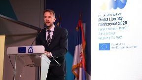 Obezbediti slobodu medija